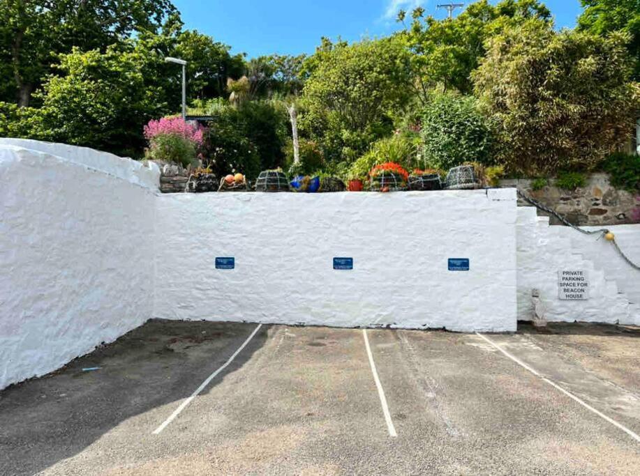 Luxury Modern Suite In Marazion With Parking Exterior foto