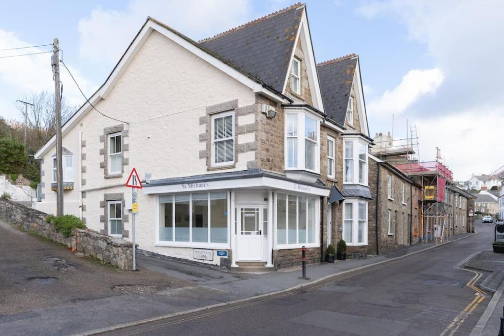 Luxury Modern Suite In Marazion With Parking Exterior foto