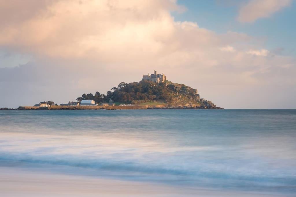 Luxury Modern Suite In Marazion With Parking Exterior foto